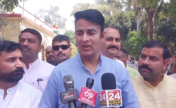 Sangeet Som lashed out at Akhilesh Yadav