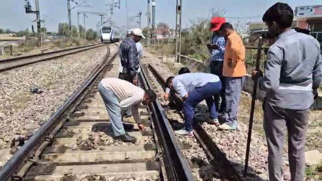 Jan Shatabdi Express saved from derailment