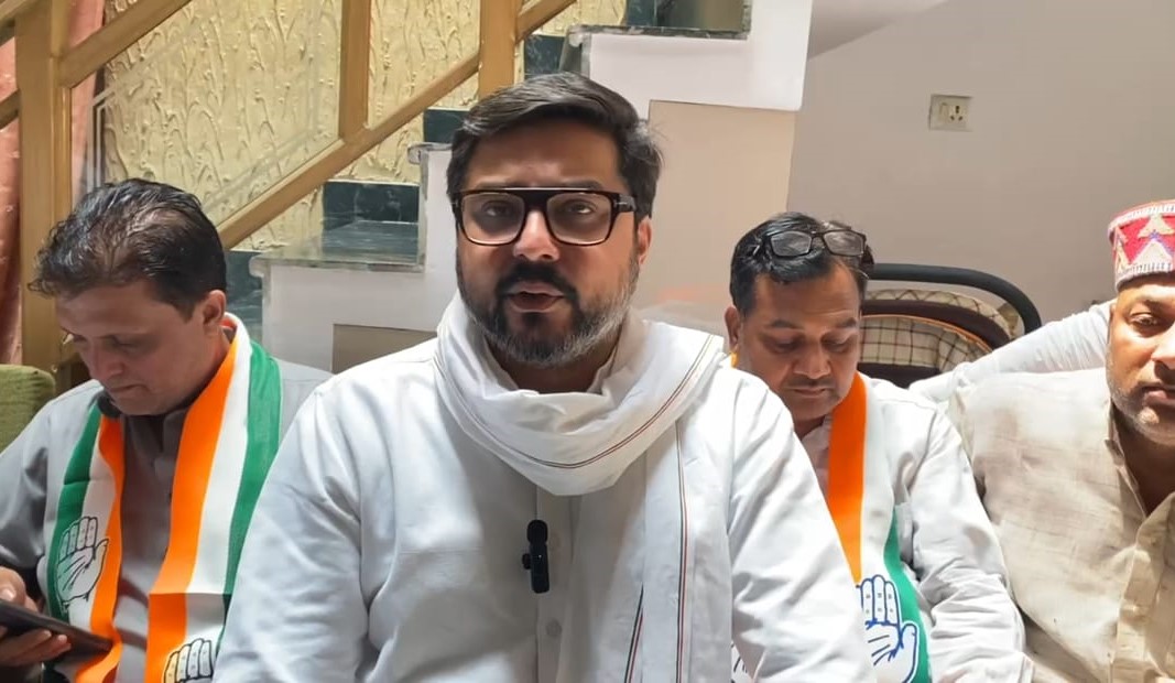 The government accepted Rahul Gandhis point regarding the caste vote counting