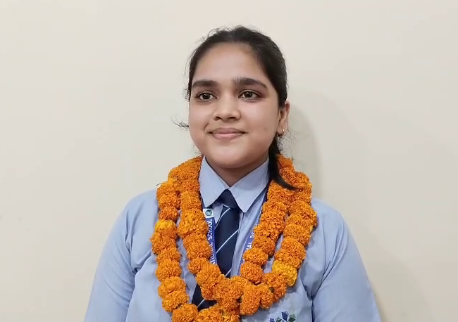 CBSC India Topper Savi Jain