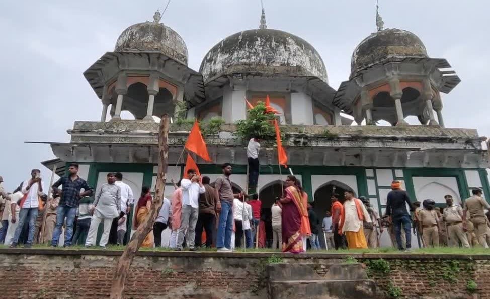 Fatehpur Violence News