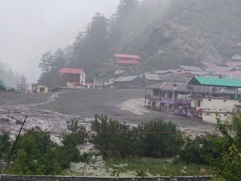 Uttrakashi Flood