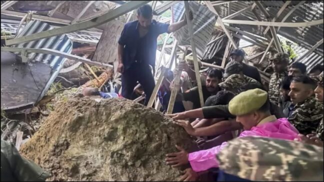 Landslide wreaks havoc on Vaishno Devi route