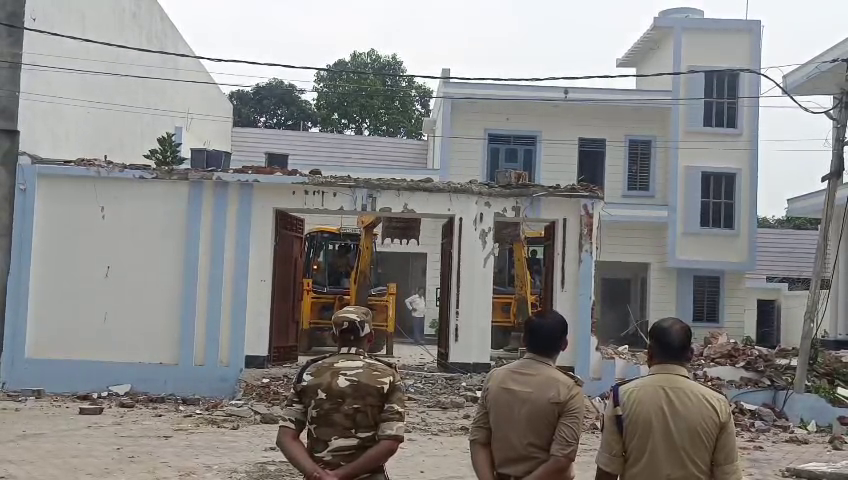 Buldozer Action In Saharanpur