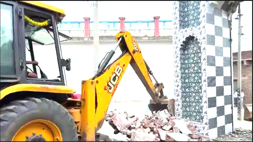 Bulldozer action in Sambhal