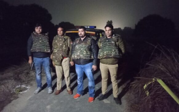 A criminal carrying a reward of 1 lakh rupees was killed in an encounter