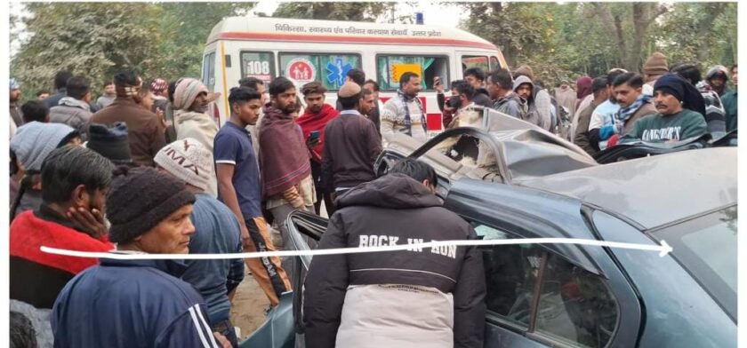 A car collided with a tree in Saharanpur, Resulting in the tragic death of four people.