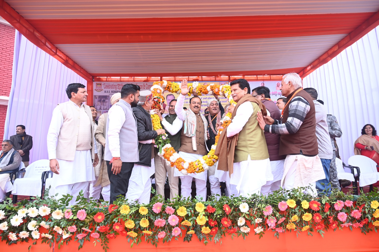 Keshav Prasad Maurya unveiled the statue of freedom fighter, Former MP Babu Mulkiraj Saini in the premises of MRS School.