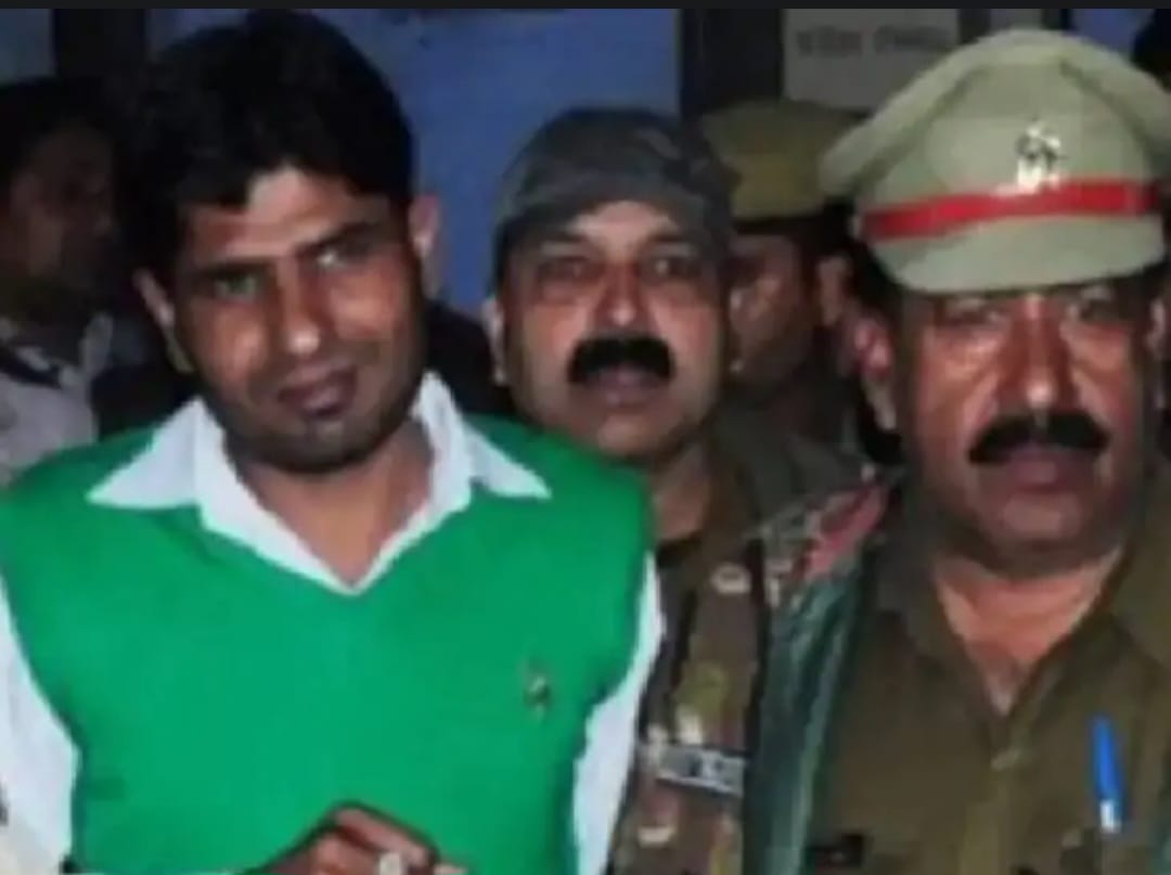 A Pakistani ISI spy was caught in 2008 with fake documents and will return home after 17 years