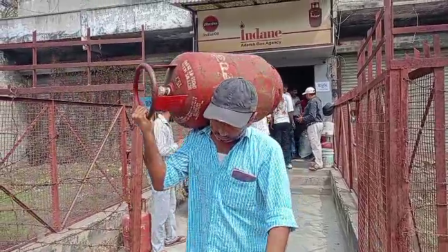 Rumors of a gas shortage spread in Saharanpur