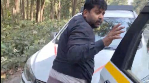 Taxi Driver's Brutality in Lakhimpur Kheri, Youth Clings to Bonnet After Collision, Driver Speeds for 4 KM