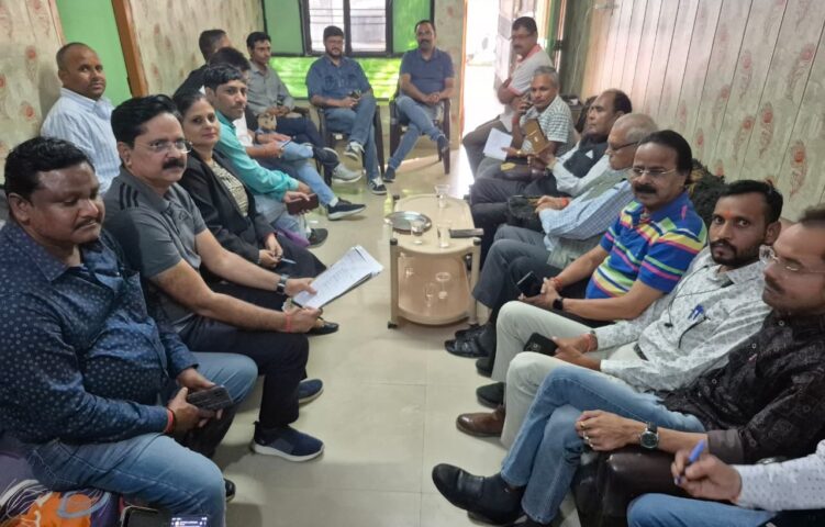 National Union of Journalists Uttar Pradesh, held a meeting in Lucknow, Setting the stage for a grand journalist felicitation ceremony on Narada Jayanti.