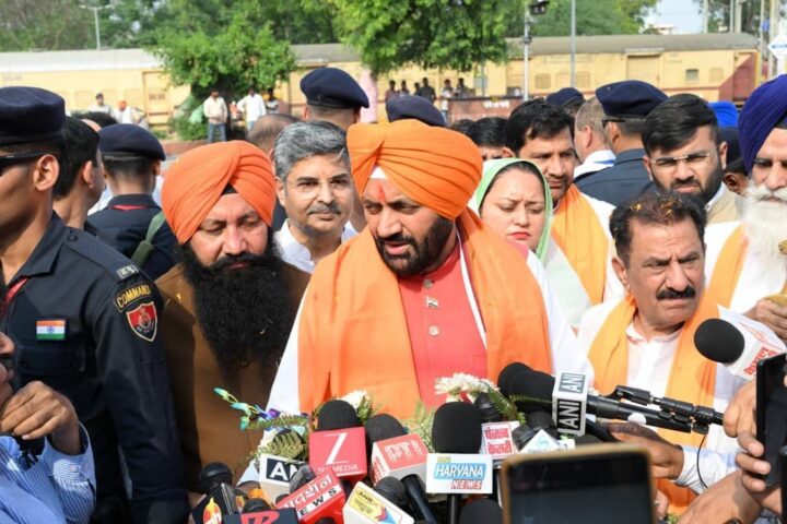 Gaushala Grant Ceremony in Kurukshetra, CM Nayab Singh Saini Distributes ₹70.24 Lakh to 11 Gaushalas