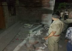 Two children died when a balcony collapsed in Lucknow, Two died several others were injured, Wall collapse in Lucknow, Latest Lucknow news