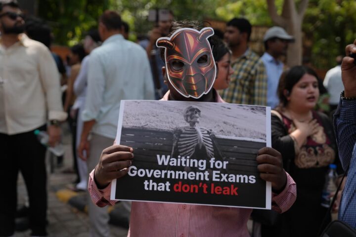 Cockroach Janata Party, Abhijeet Dipke, Jantar Mantar Protest, Dharmendra Pradhan, CBSE OSM System, NEET Exam Scam, Student Protest Delhi, Education Minister Resignation,