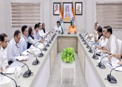 Gadkari Reviewed Road Projects, Lucknow Kanpur Expressway, Nitin Gadkari and Yogi held a meeting,