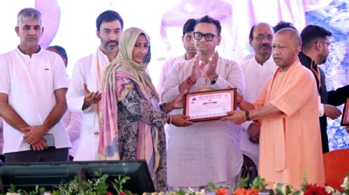 Gift of development projects worth Rs 617 crore