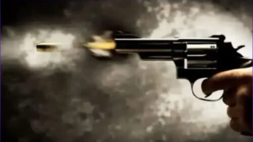 सहारनपुर में सिपाही की पत्नी की गोली लगने से मौत सरकारी राइफल से चली गोली पति हिरासत में