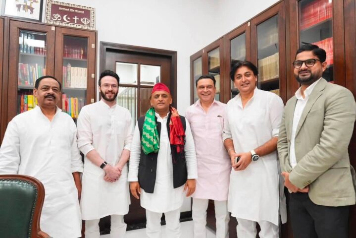 Shayan Masood joins Samajwadi Party