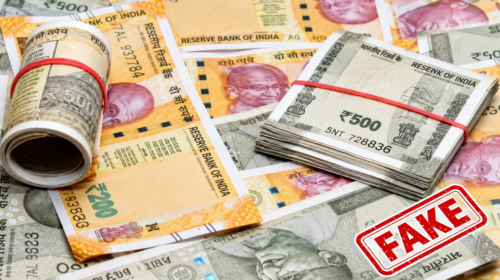 Counterfeit notes in Meerut bank chest, Counterfeit notes found in Meerut, Meerut crime news, Counterfeit currency,, Counterfeit notes in Meerut bank chest