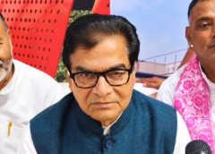 Ramgopal Yadav takes aim at the Congress president, asking: "If senior leaders use such language, what can be expected from junior leaders?"